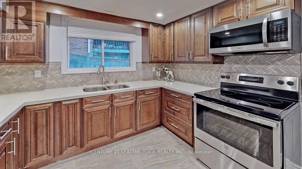 Basement - 32 Westmoreland Court, Markham, Ontario  L3R 8L8 - Photo 8 - N12975968