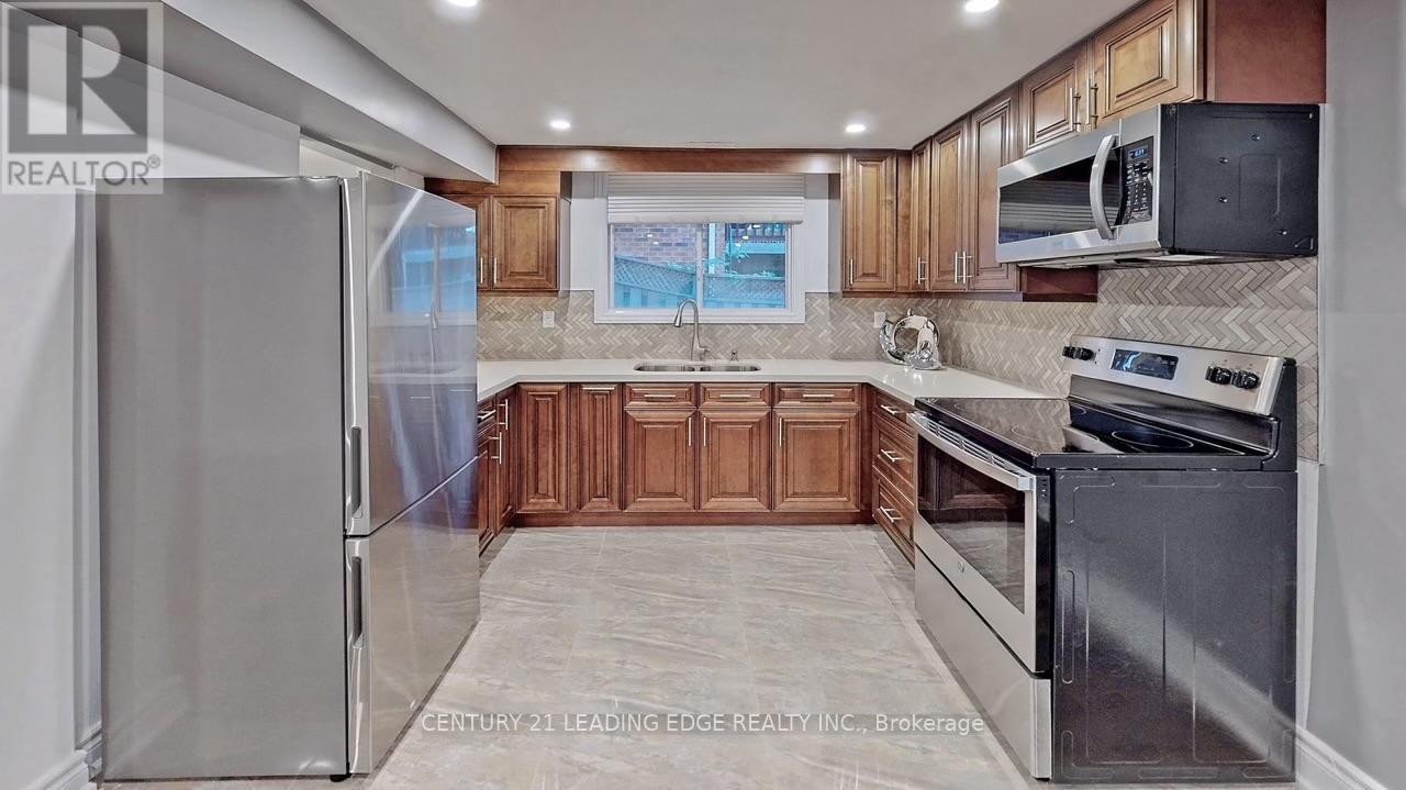 Basement - 32 Westmoreland Court, Markham, Ontario  L3R 8L8 - Photo 9 - N12975968