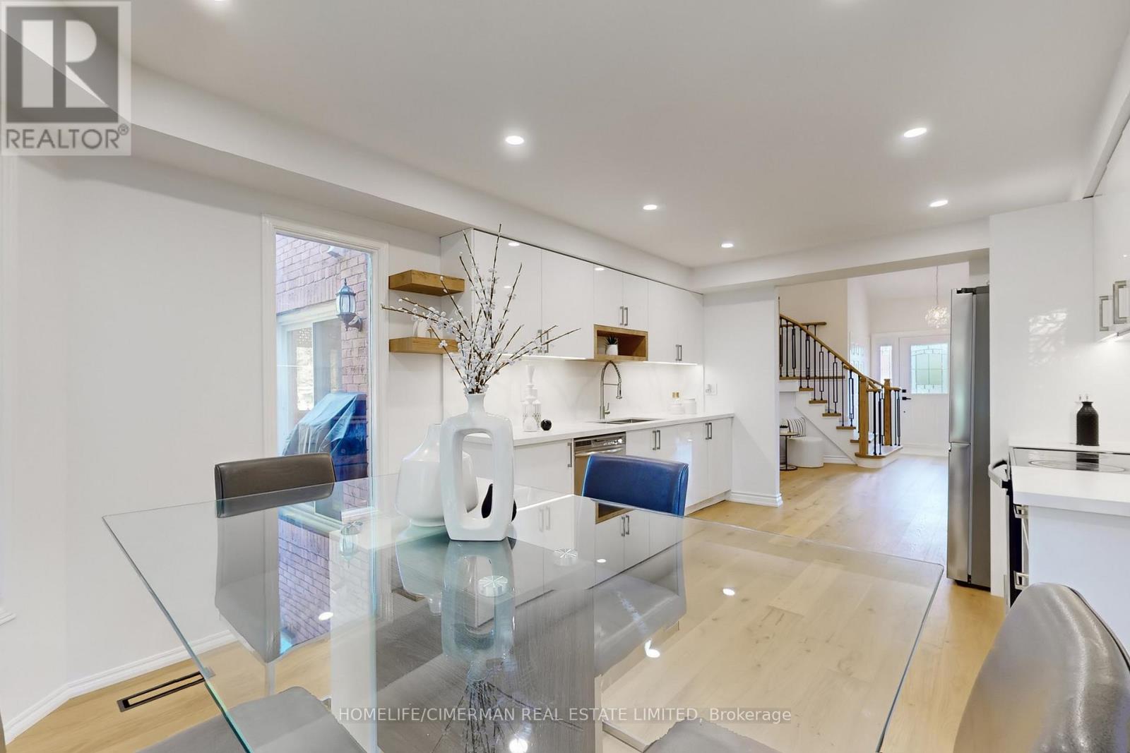 14 Laurwood Court, Aurora, Ontario  L4G 5C2 - Photo 33 - N12976010