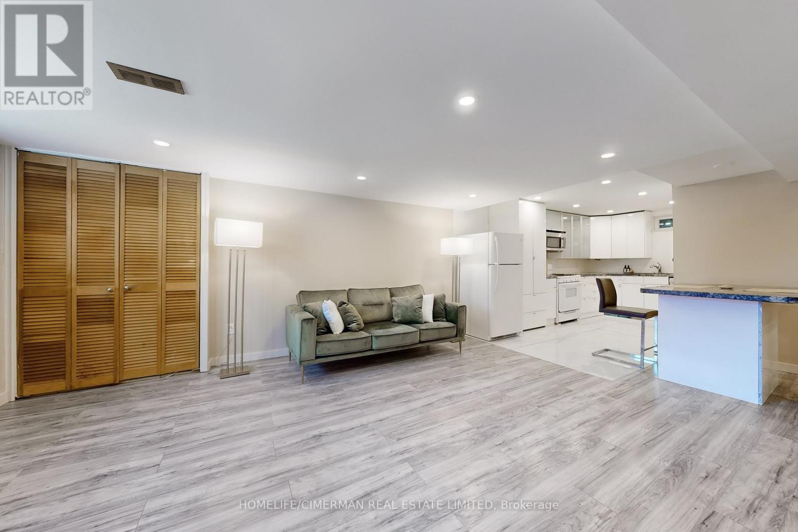 14 Laurwood Court, Aurora, Ontario  L4G 5C2 - Photo 41 - N12976010