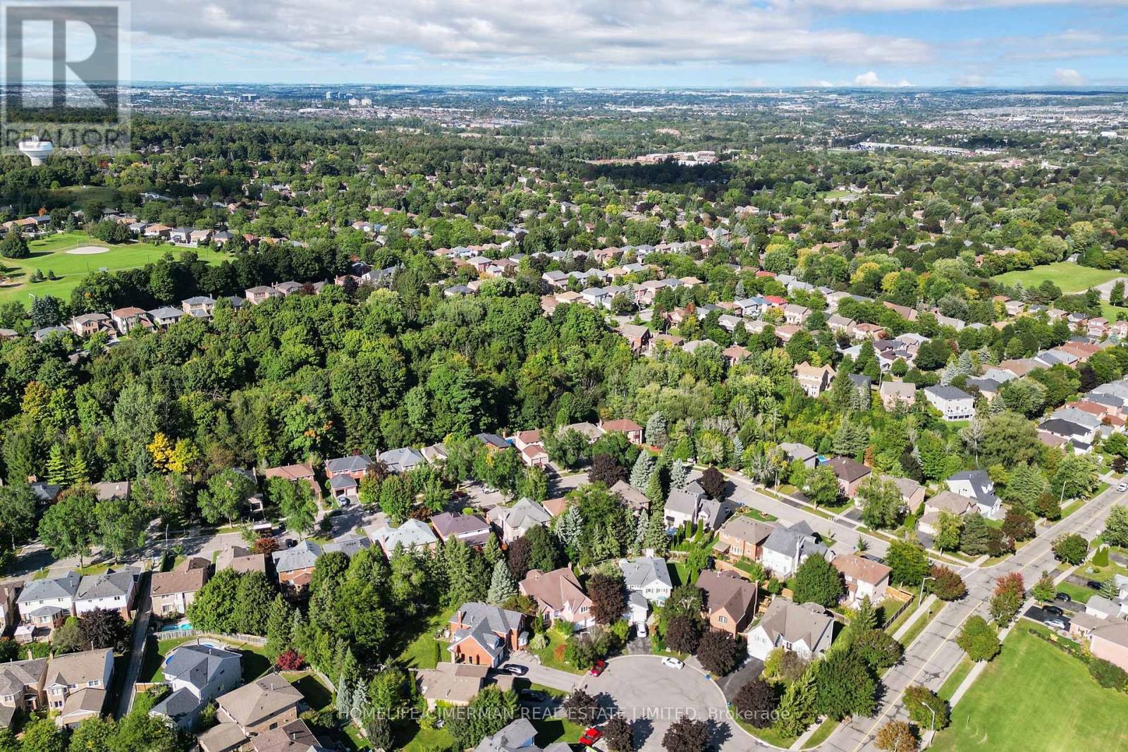 14 Laurwood Court, Aurora, Ontario  L4G 5C2 - Photo 48 - N12976010