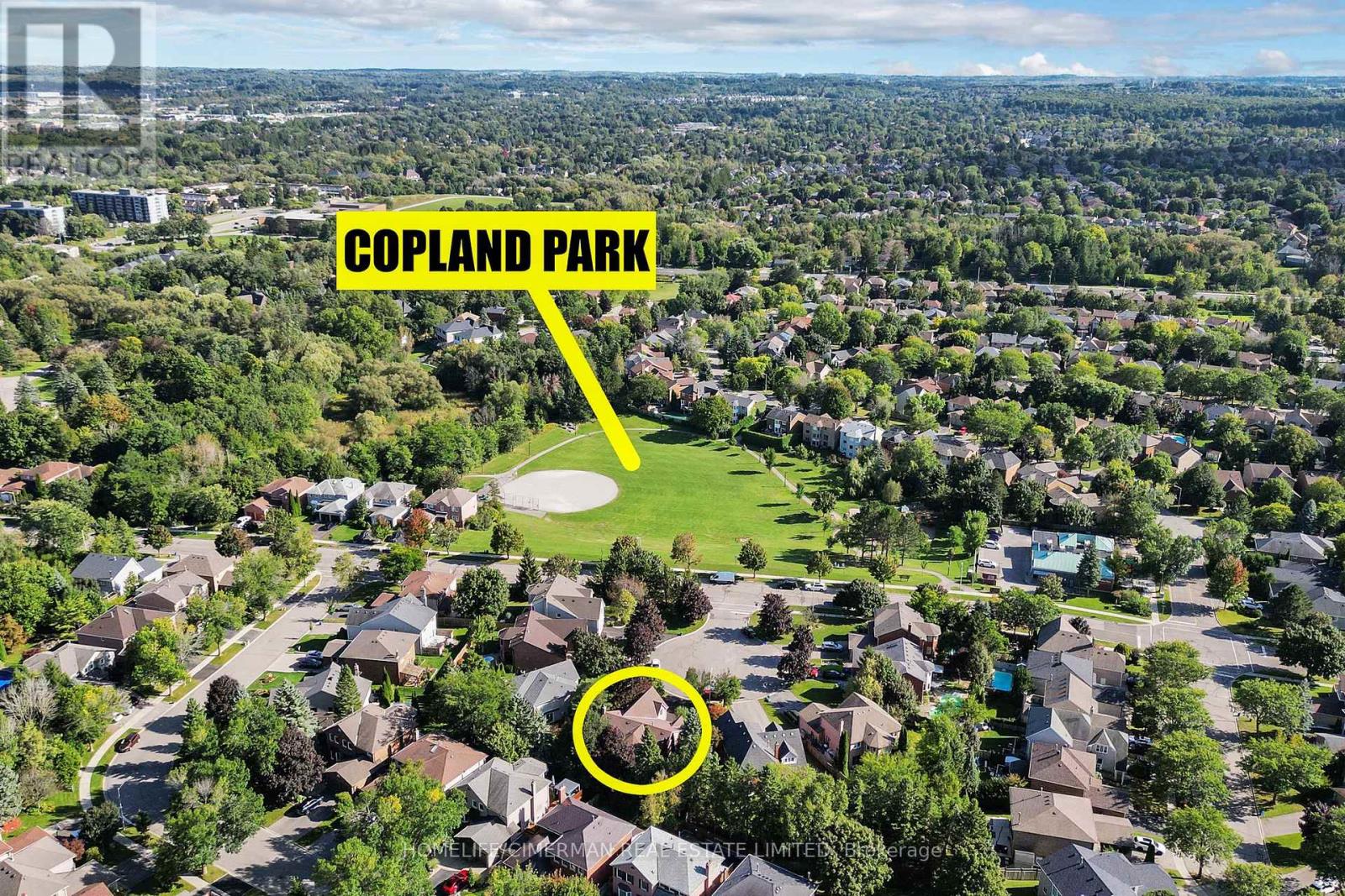 14 Laurwood Court, Aurora, Ontario  L4G 5C2 - Photo 49 - N12976010