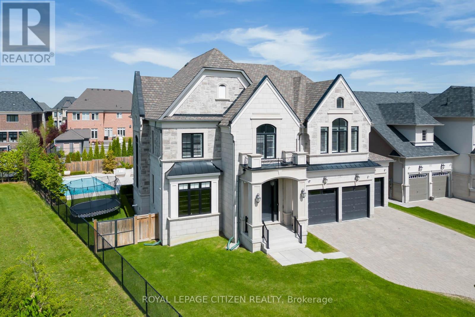 49 Mary Natasha Court, Vaughan, Ontario  L4H 4N6 - Photo 2 - N12976096