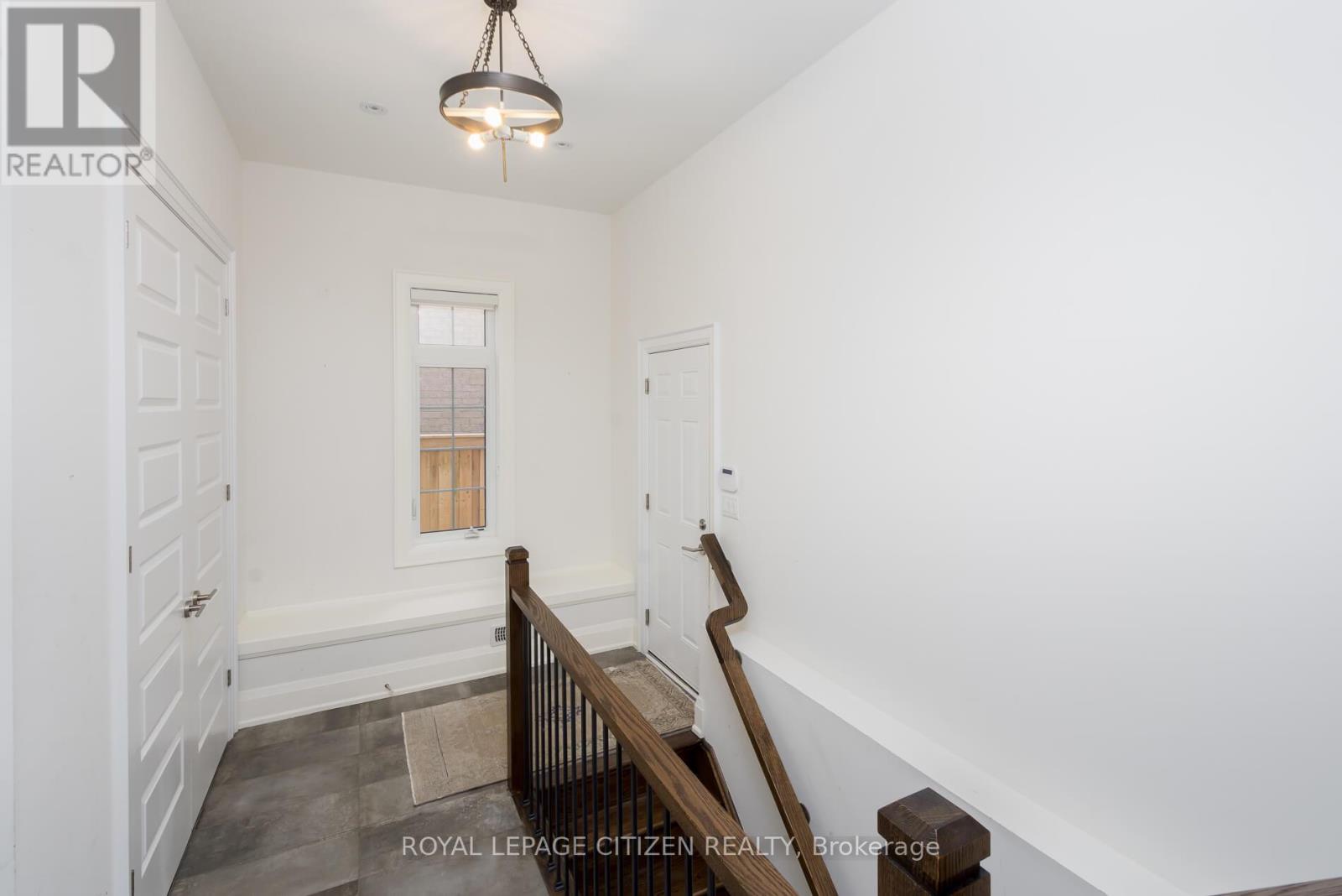 49 Mary Natasha Court, Vaughan, Ontario  L4H 4N6 - Photo 23 - N12976096