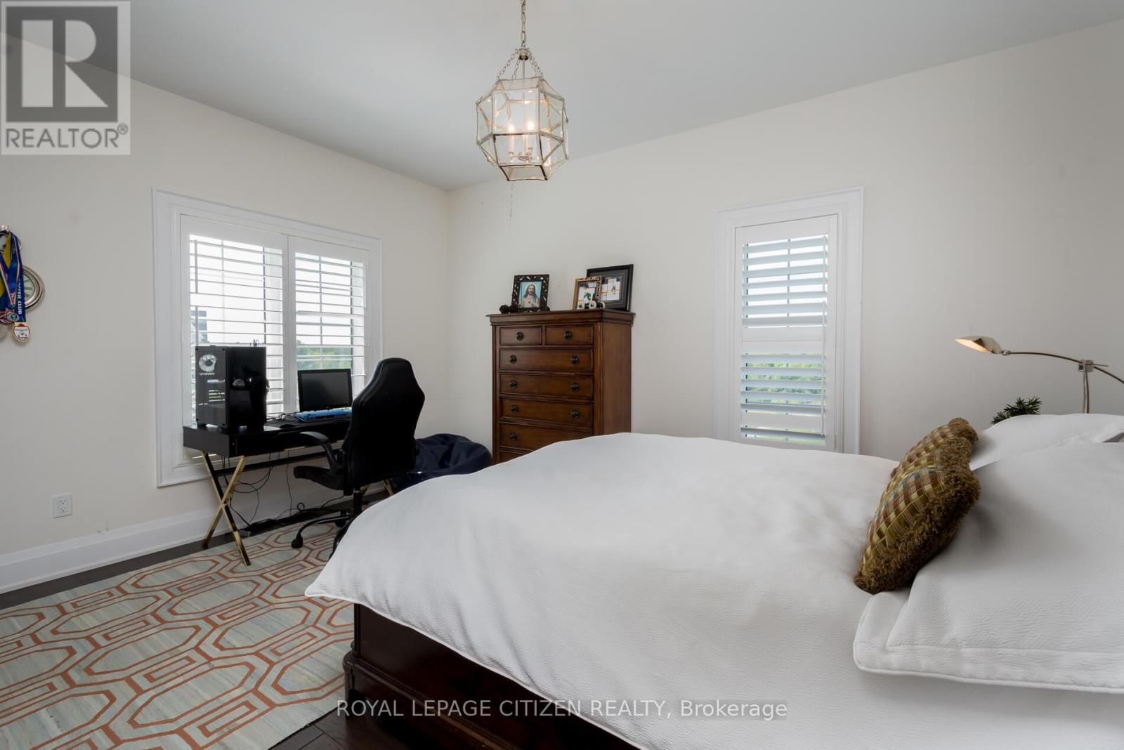 49 Mary Natasha Court, Vaughan, Ontario  L4H 4N6 - Photo 40 - N12976096