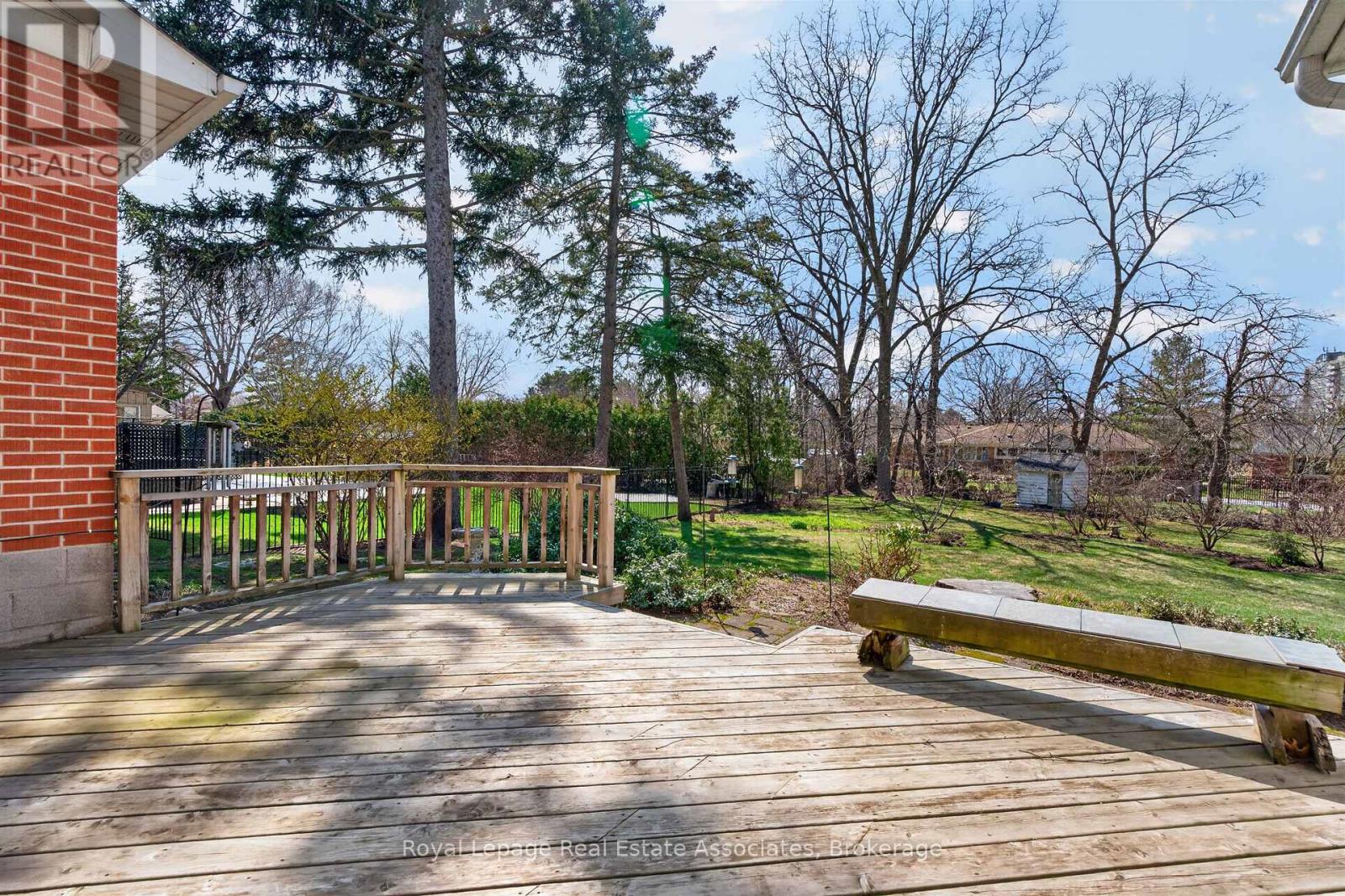 2079 Deyncourt Drive, Burlington, Ontario  L7R 1W2 - Photo 28 - W12975290