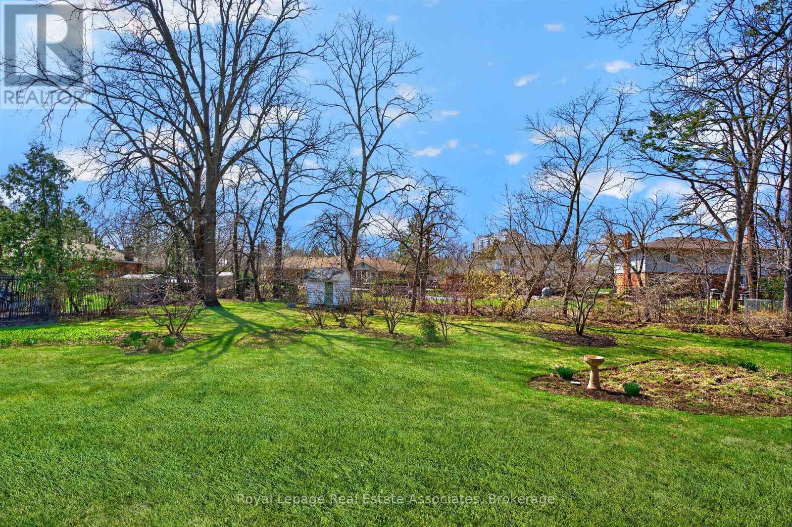 2079 Deyncourt Drive, Burlington, Ontario  L7R 1W2 - Photo 30 - W12975290