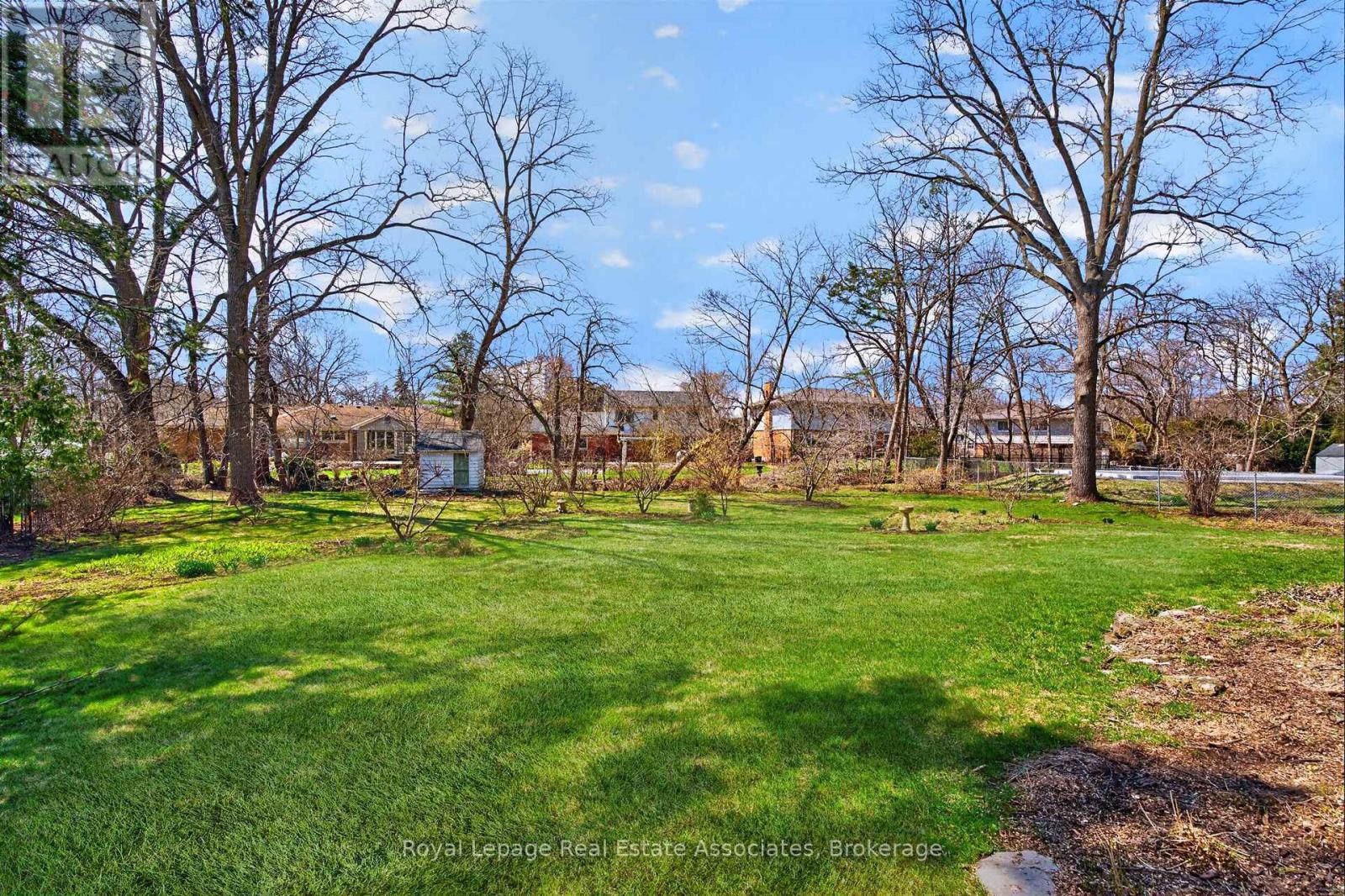 2079 Deyncourt Drive, Burlington, Ontario  L7R 1W2 - Photo 29 - W12975290