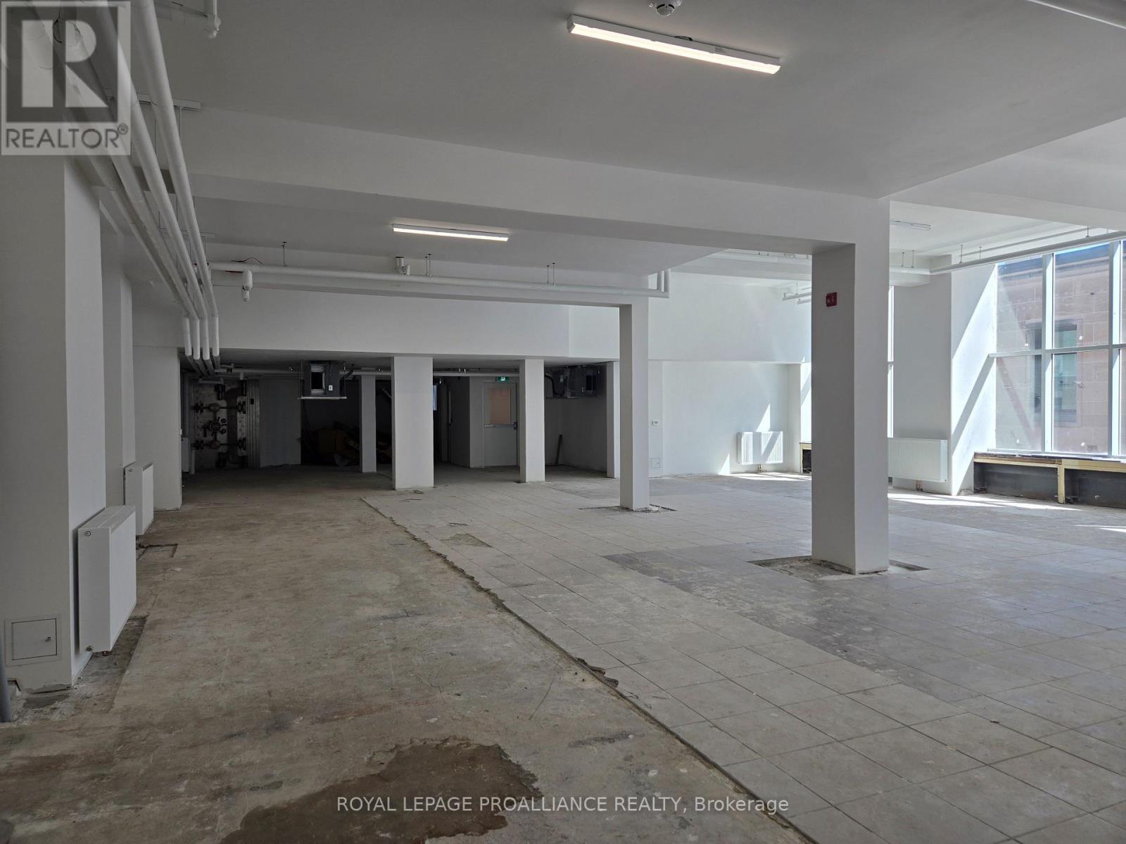 241 Front Street, Belleville, Ontario  K8N 2Z6 - Photo 12 - X12969206