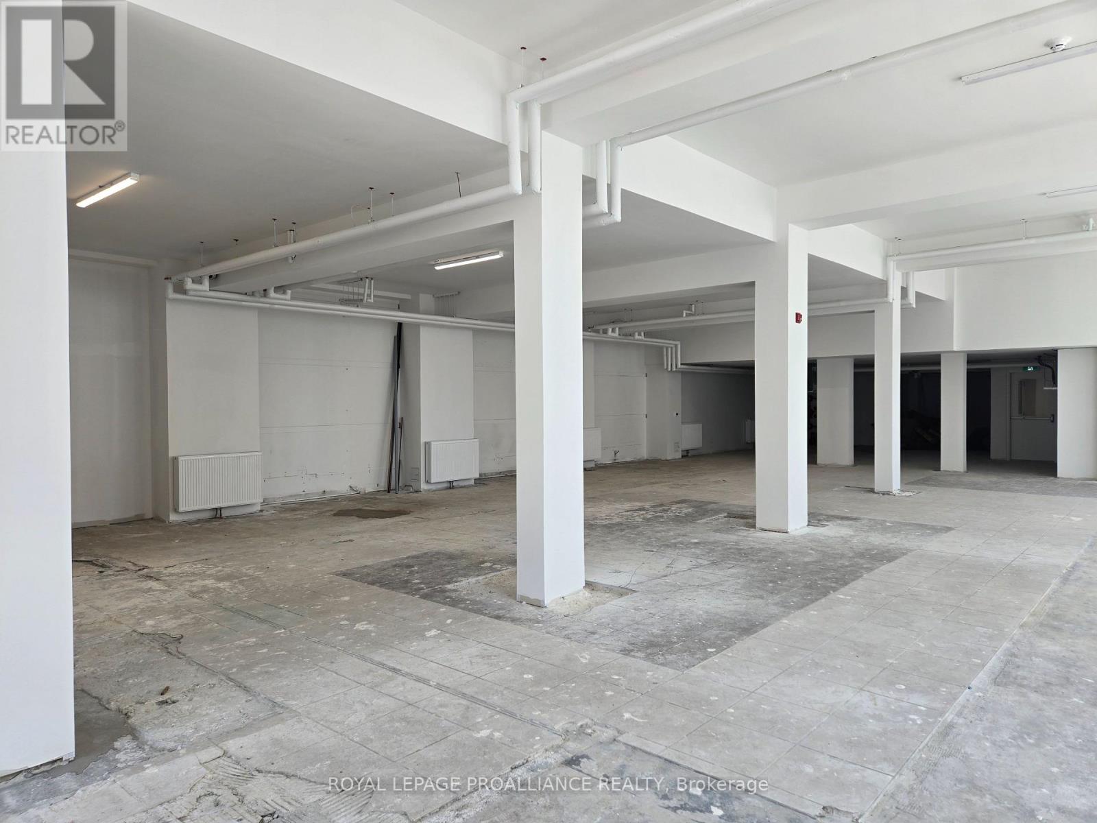 241 Front Street, Belleville, Ontario  K8N 2Z6 - Photo 10 - X12969206