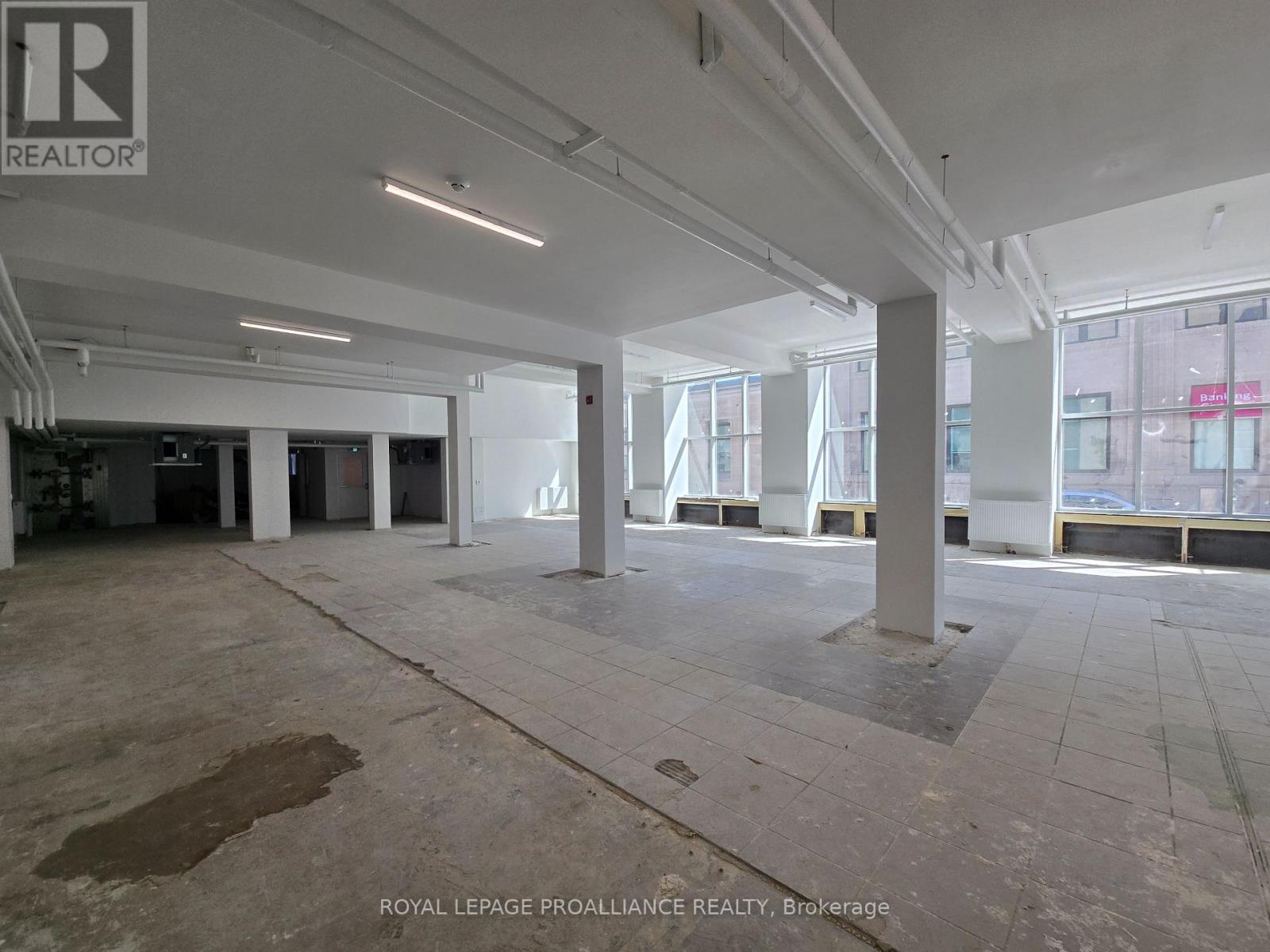 241 Front Street, Belleville, Ontario  K8N 2Z6 - Photo 13 - X12969206