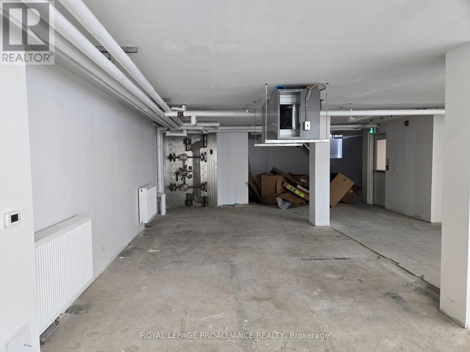 241 Front Street, Belleville, Ontario  K8N 2Z6 - Photo 14 - X12969206