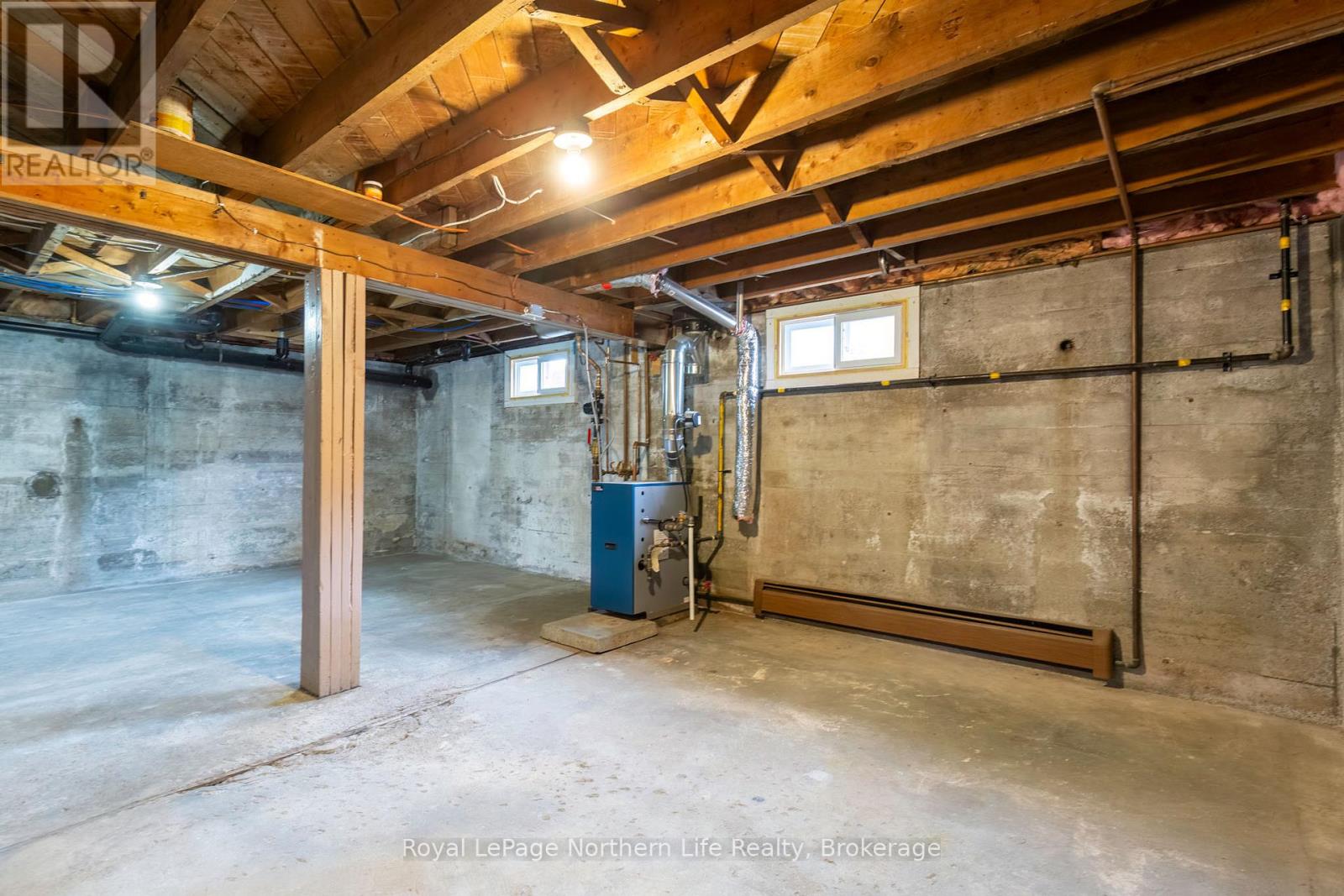 300 Yonge Street, Bonfield, Ontario  P0H 1E0 - Photo 18 - X12976140