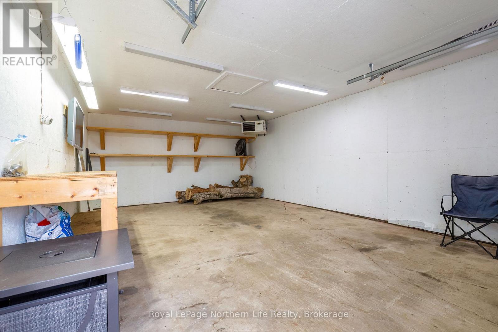 300 Yonge Street, Bonfield, Ontario  P0H 1E0 - Photo 20 - X12976140