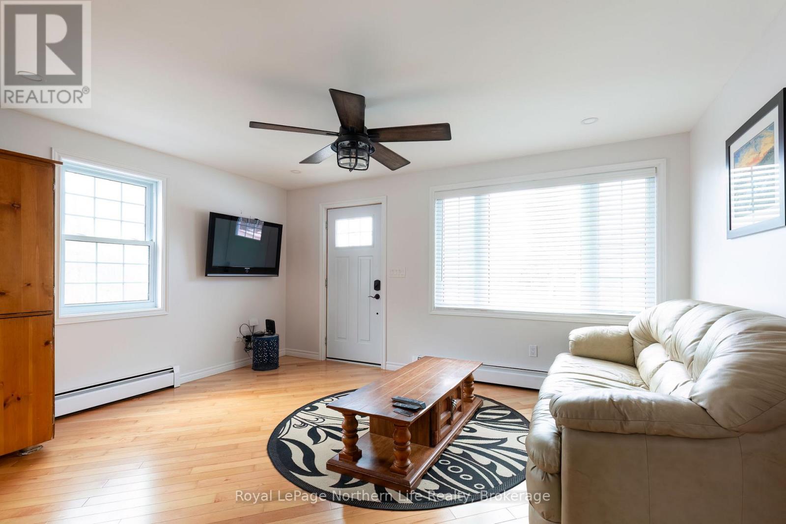 300 Yonge Street, Bonfield, Ontario  P0H 1E0 - Photo 4 - X12976140