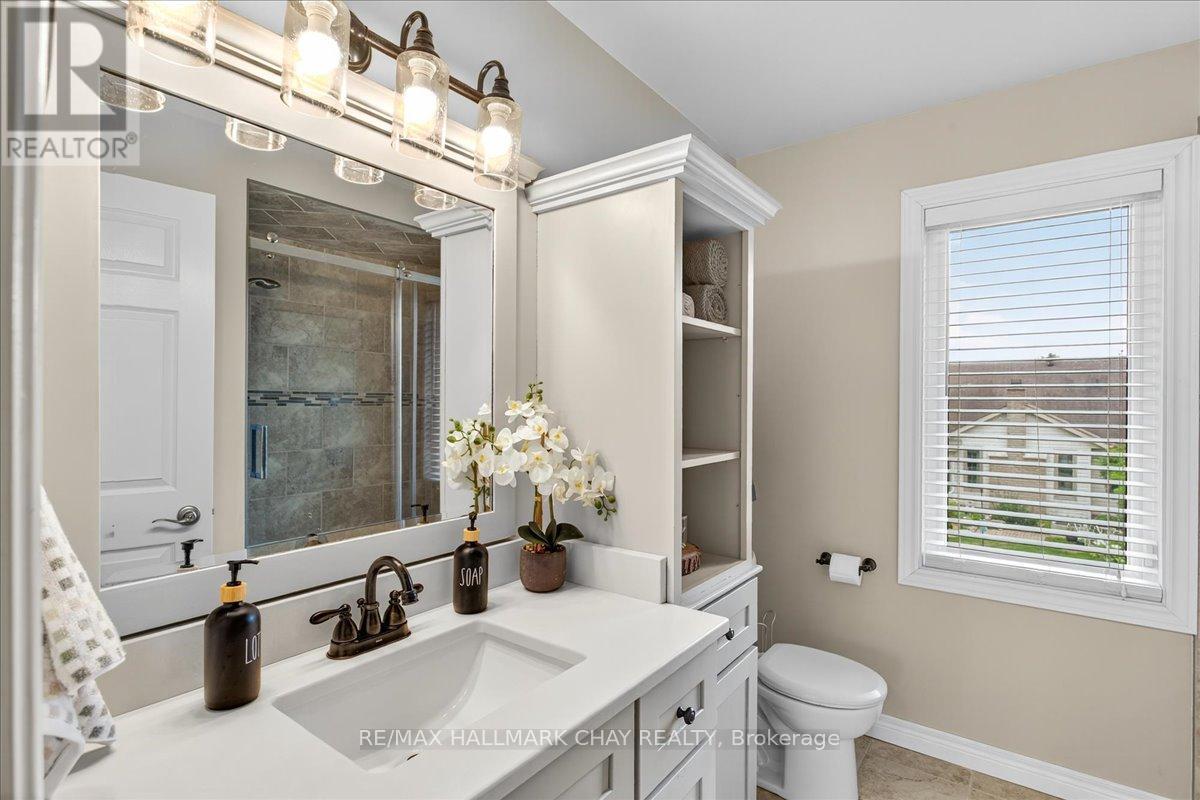 35 Howard Drive, Oro-Medonte, Ontario  L0L 2E0 - Photo 33 - S12976044