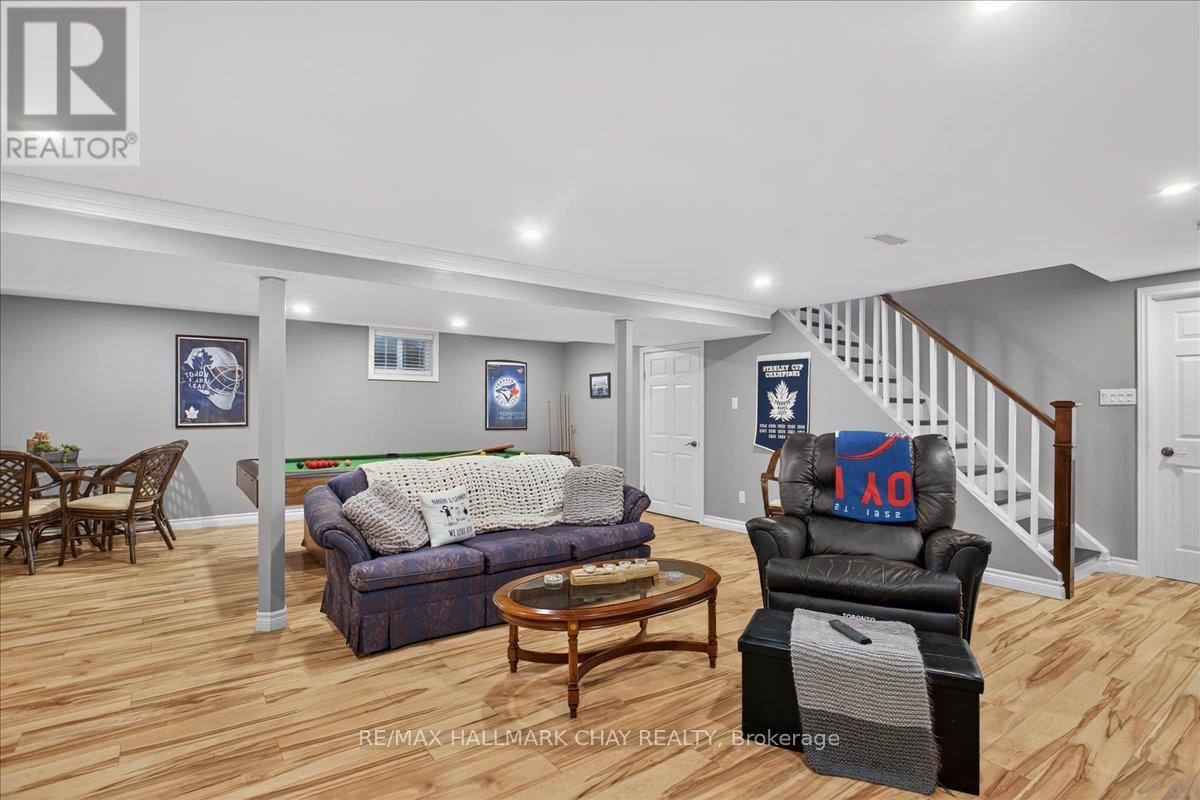 35 Howard Drive, Oro-Medonte, Ontario  L0L 2E0 - Photo 37 - S12976044