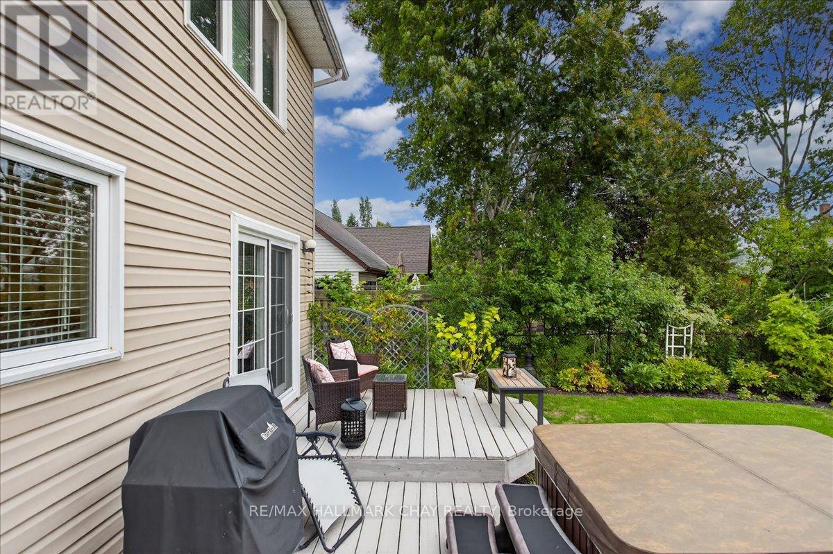 35 Howard Drive, Oro-Medonte, Ontario  L0L 2E0 - Photo 48 - S12976044