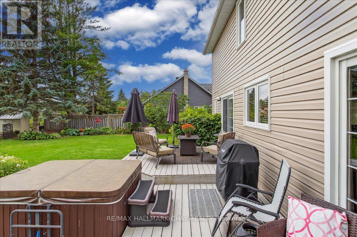 35 Howard Drive, Oro-Medonte, Ontario  L0L 2E0 - Photo 49 - S12976044