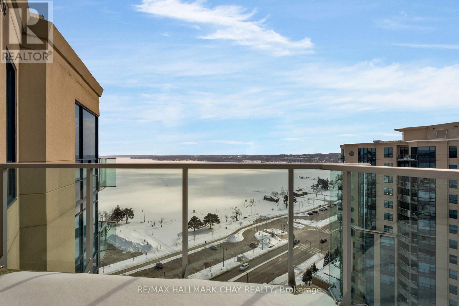 Ph08 - 33 Ellen Street, Barrie, Ontario  L4N 6E9 - Photo 11 - S12976064