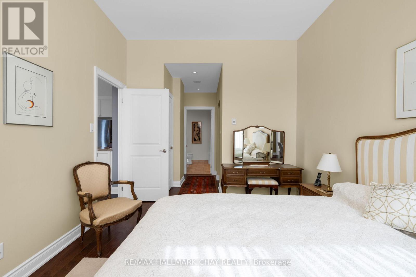 Ph08 - 33 Ellen Street, Barrie, Ontario  L4N 6E9 - Photo 13 - S12976064