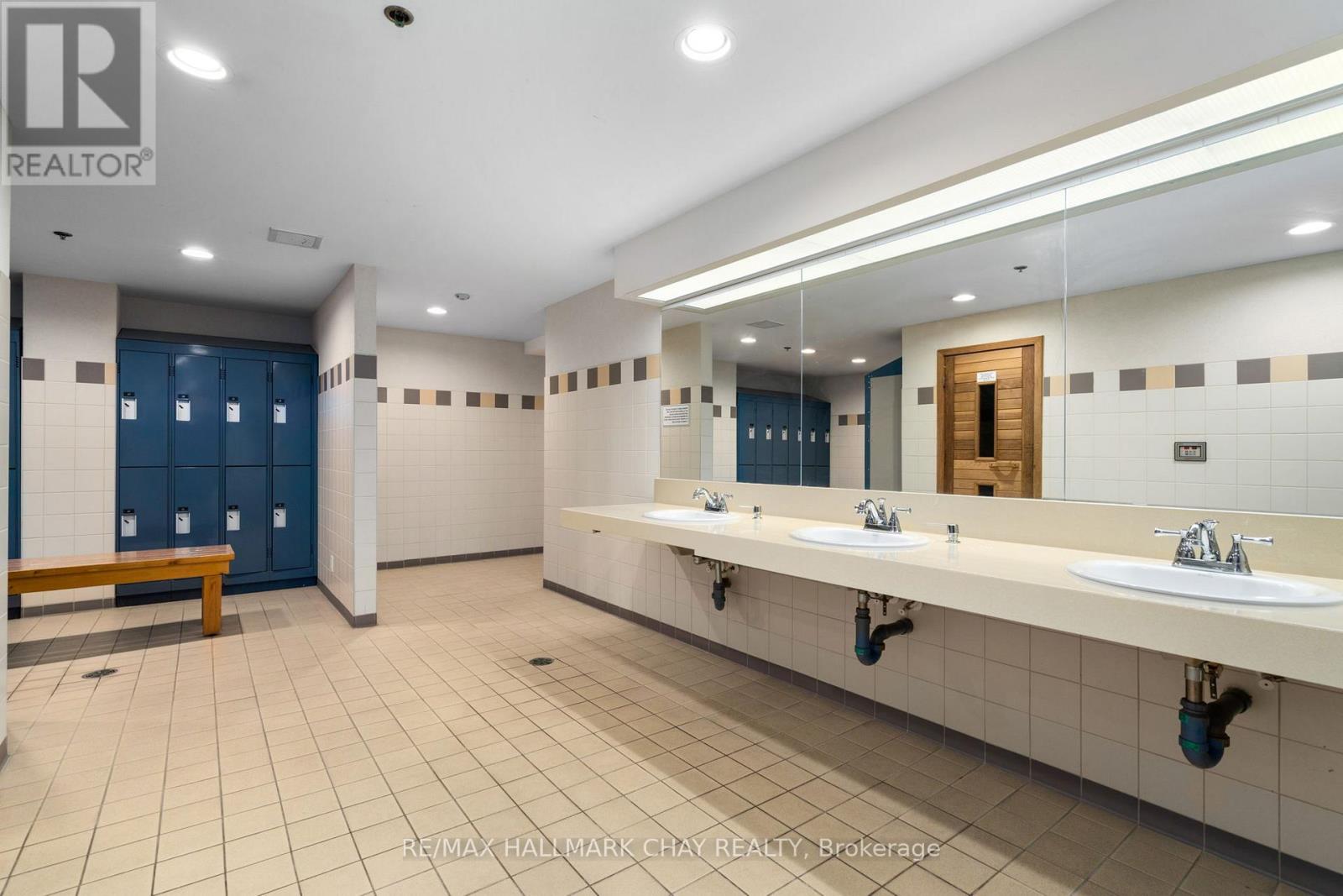 Ph08 - 33 Ellen Street, Barrie, Ontario  L4N 6E9 - Photo 28 - S12976064