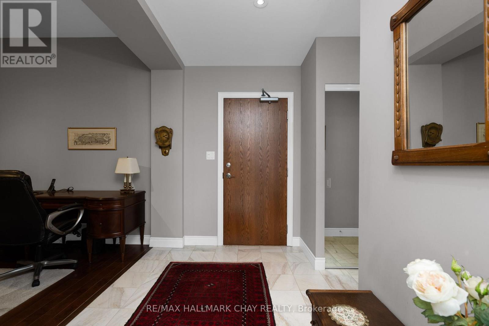 Ph08 - 33 Ellen Street, Barrie, Ontario  L4N 6E9 - Photo 3 - S12976064