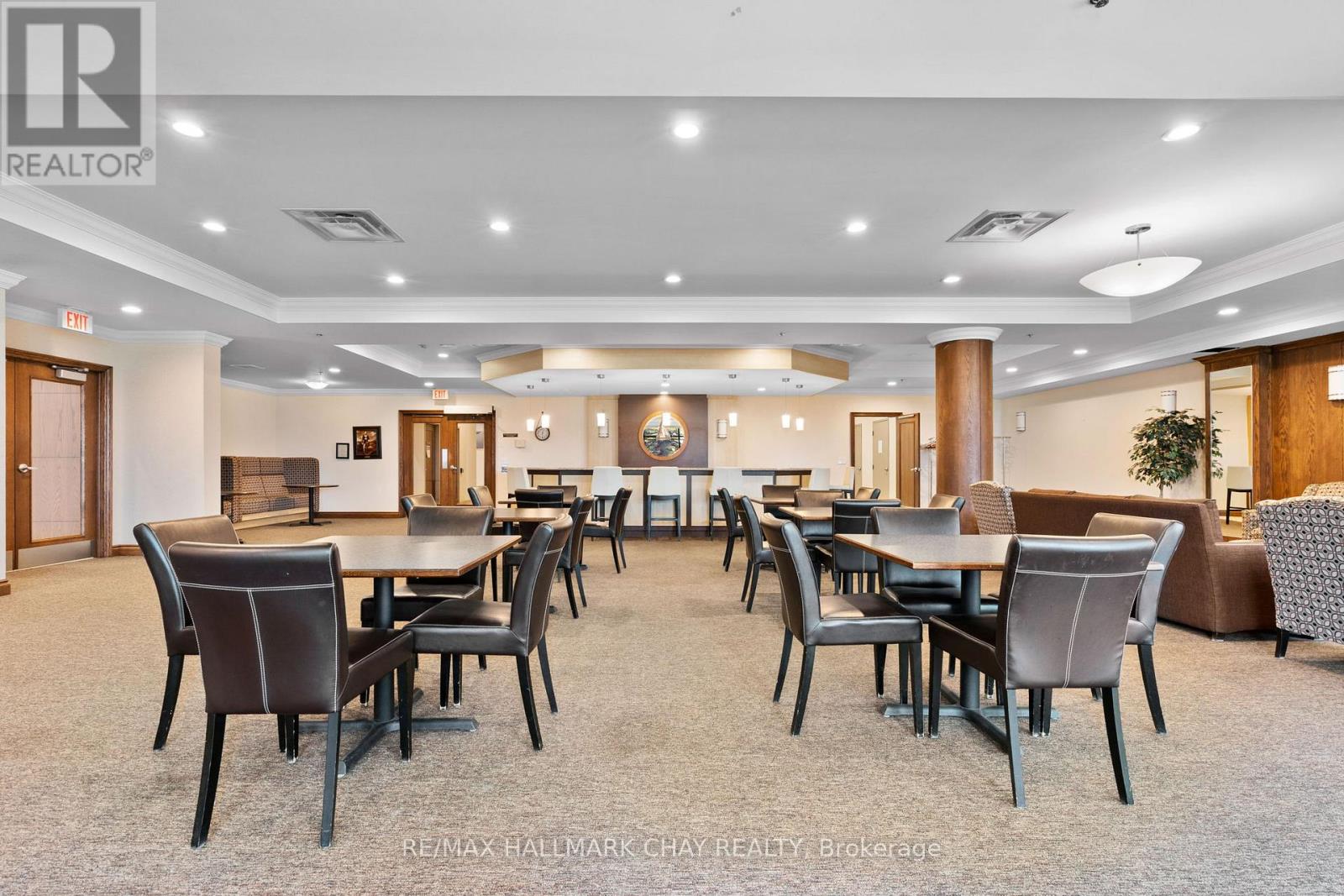 Ph08 - 33 Ellen Street, Barrie, Ontario  L4N 6E9 - Photo 32 - S12976064