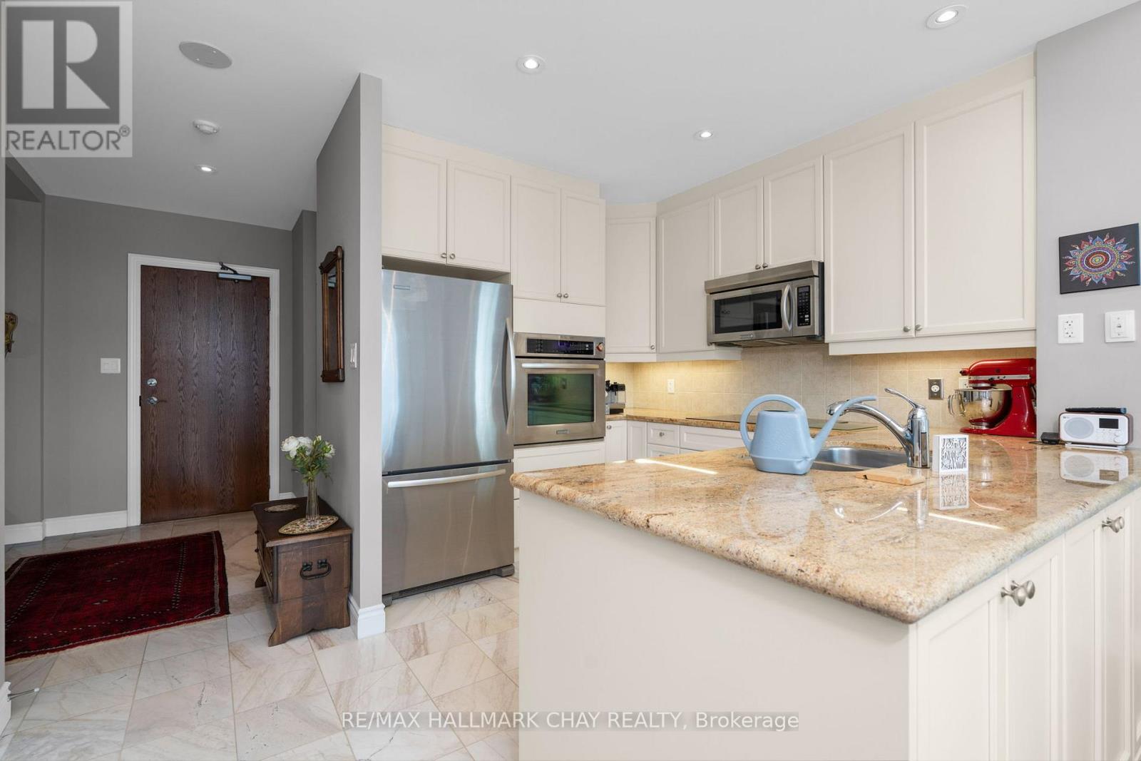 Ph08 - 33 Ellen Street, Barrie, Ontario  L4N 6E9 - Photo 5 - S12976064