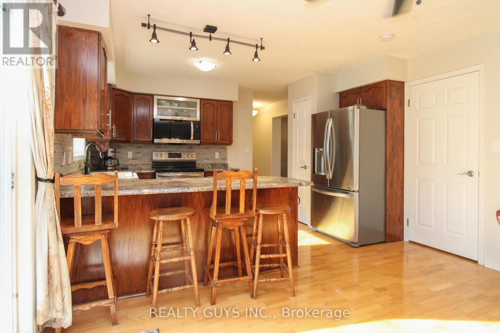 867 Twomey Place, Selwyn, Ontario  K0L 1T0 - Photo 24 - X12887524