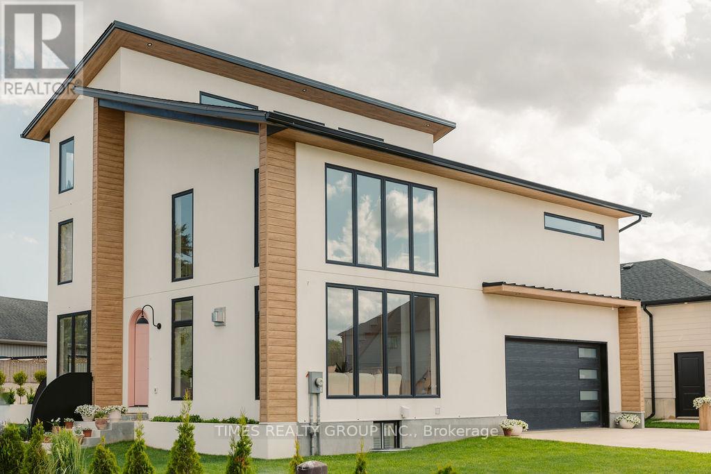 24 WILLIAM STREET, Tillsonburg, Ontario