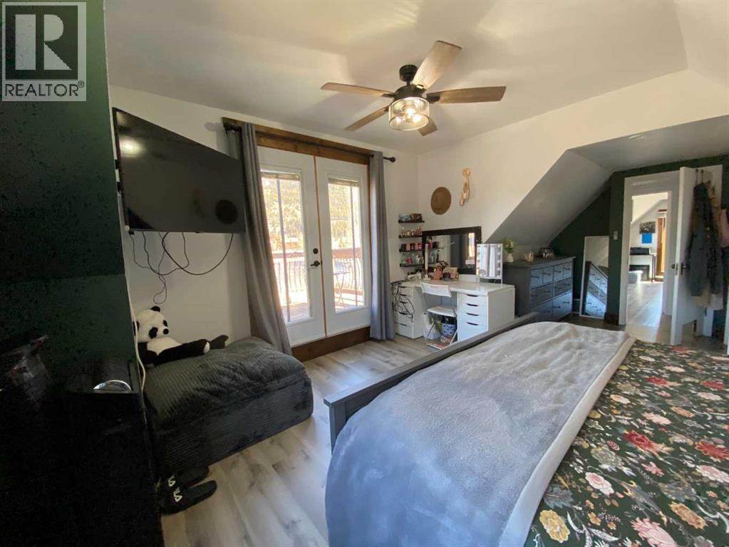 1809 129 Street, Blairmore, Alberta  T0K 0E0 - Photo 21 - A2299536