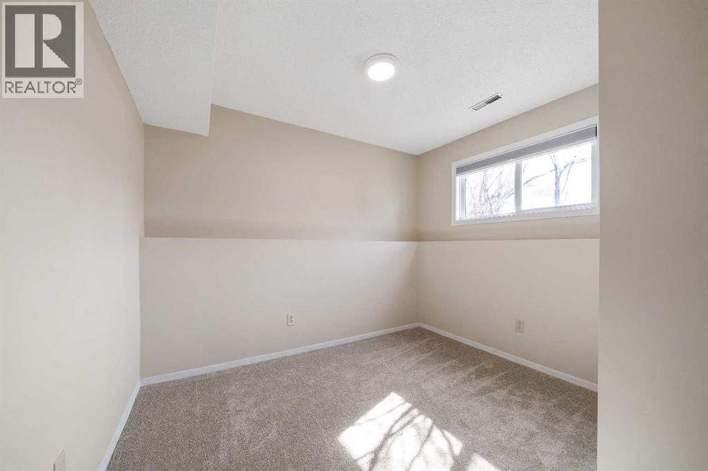 25 Seven Persons Crescent Sw, Medicine Hat, Alberta  T1B 2A6 - Photo 25 - A2295812