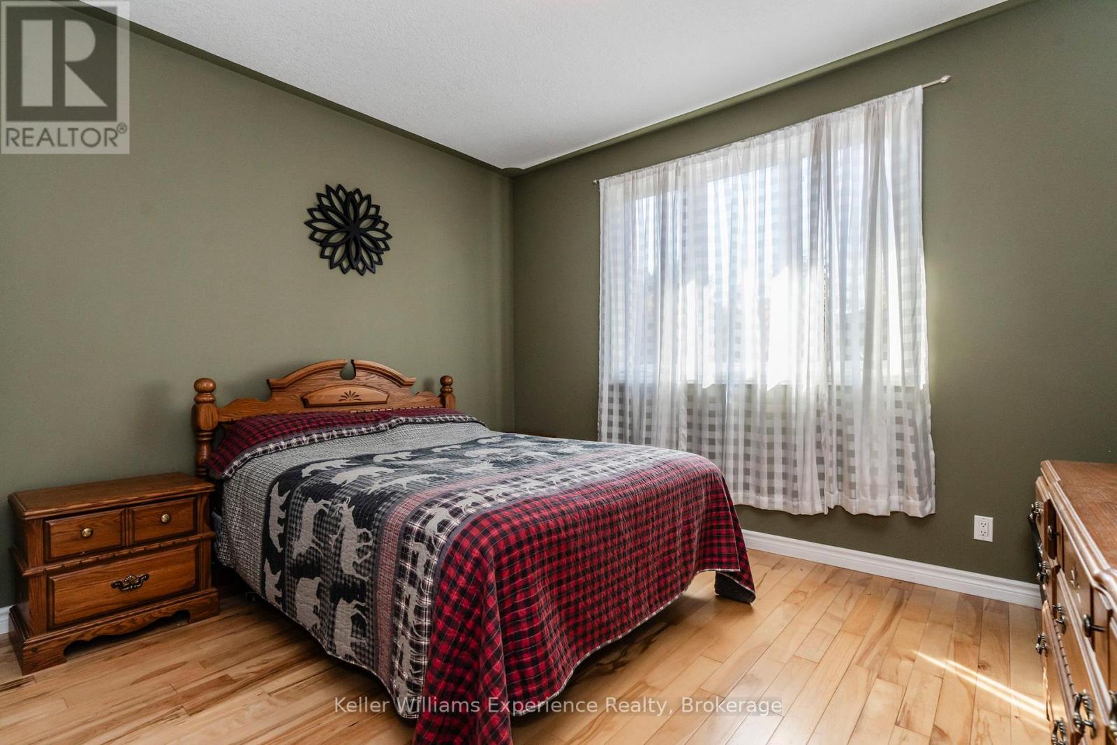 2777 Old Fort Road, Tay, Ontario  L4R 4K3 - Photo 11 - S12976186