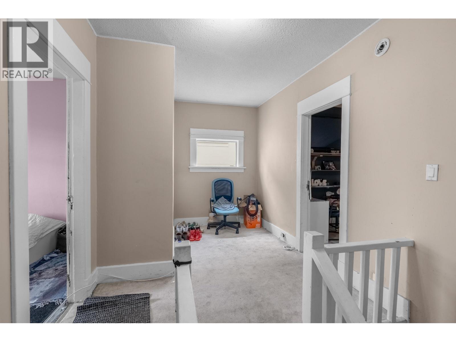 2703 Ward Street, Vancouver, British Columbia  V5R 4S7 - Photo 13 - R3108842