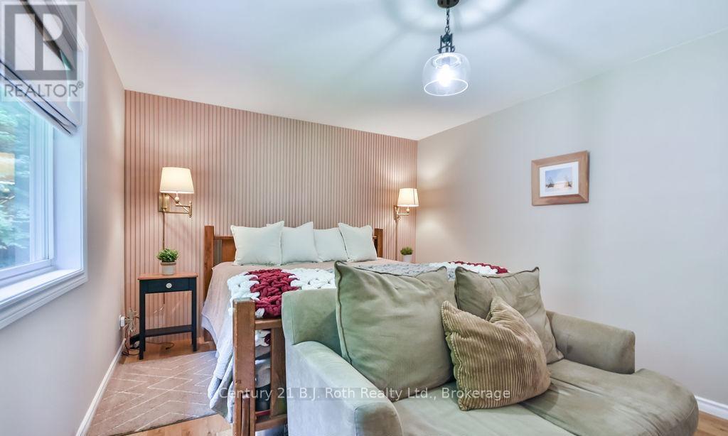 1 Blackcomb Drive, Oro-Medonte, Ontario  L0K 1E0 - Photo 27 - S12976542