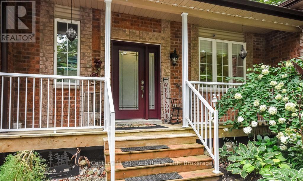 1 Blackcomb Drive, Oro-Medonte, Ontario  L0K 1E0 - Photo 3 - S12976542