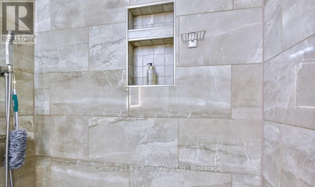 1 Blackcomb Drive, Oro-Medonte, Ontario  L0K 1E0 - Photo 30 - S12976542