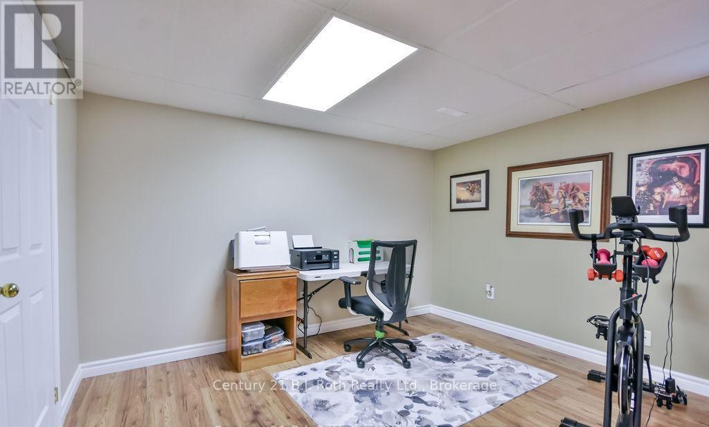 1 Blackcomb Drive, Oro-Medonte, Ontario  L0K 1E0 - Photo 37 - S12976542