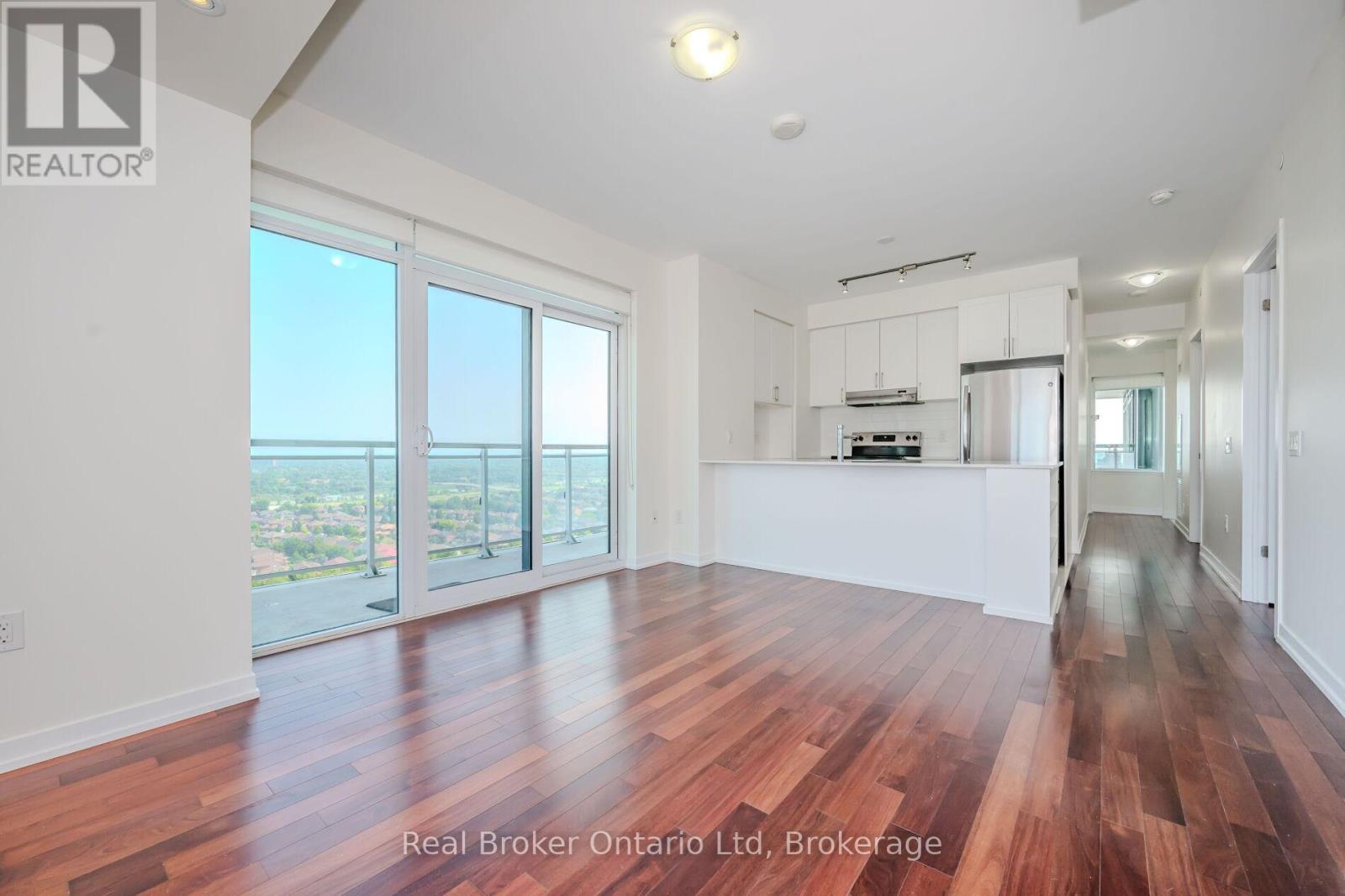 2104 - 2560 Eglinton Avenue W, Mississauga, Ontario  L5M 0Y3 - Photo 11 - W12976316