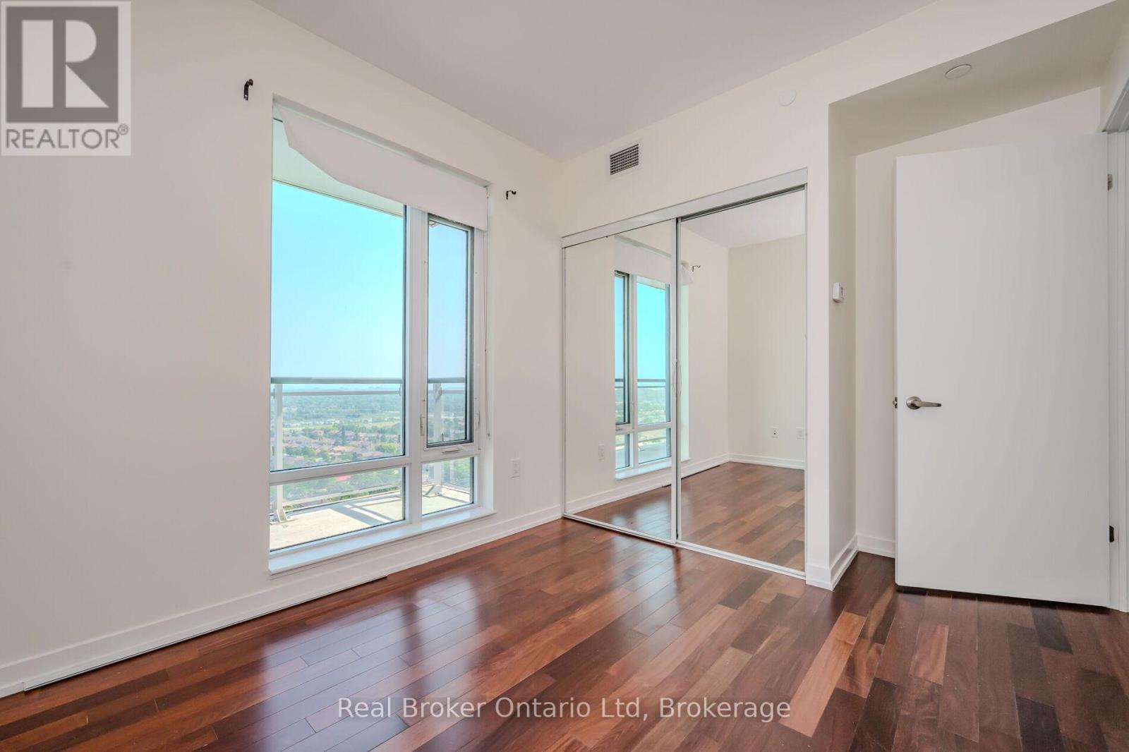 2104 - 2560 Eglinton Avenue W, Mississauga, Ontario  L5M 0Y3 - Photo 23 - W12976316