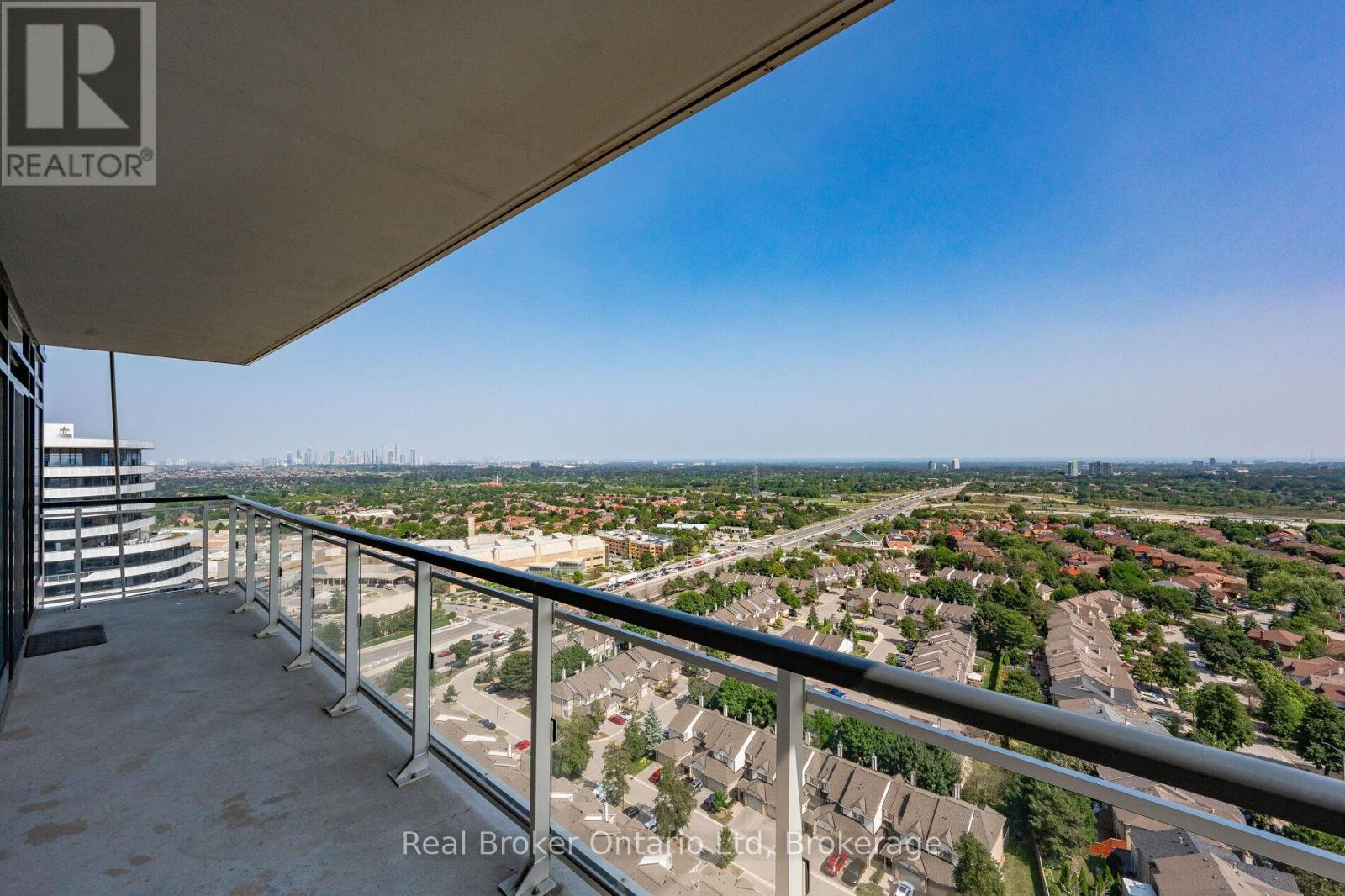 2104 - 2560 Eglinton Avenue W, Mississauga, Ontario  L5M 0Y3 - Photo 25 - W12976316