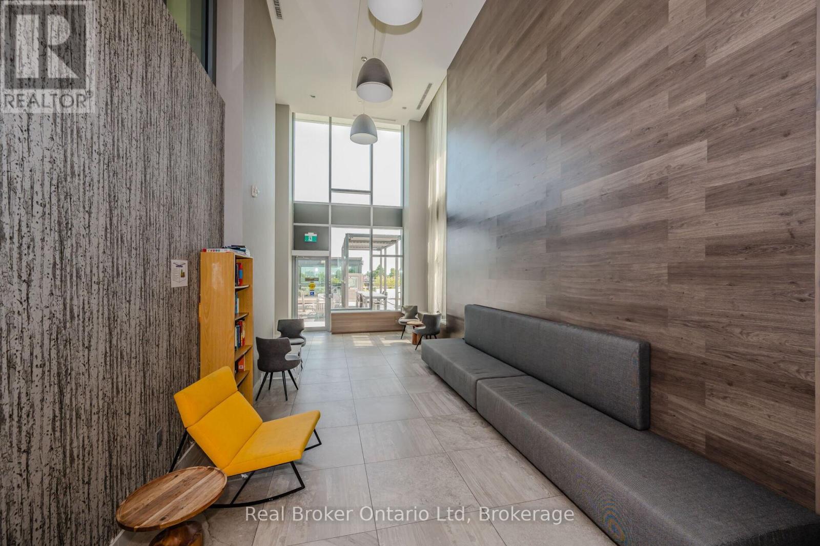 2104 - 2560 Eglinton Avenue W, Mississauga, Ontario  L5M 0Y3 - Photo 29 - W12976316