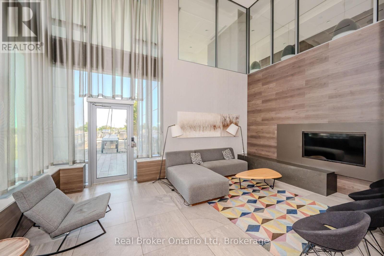 2104 - 2560 Eglinton Avenue W, Mississauga, Ontario  L5M 0Y3 - Photo 32 - W12976316