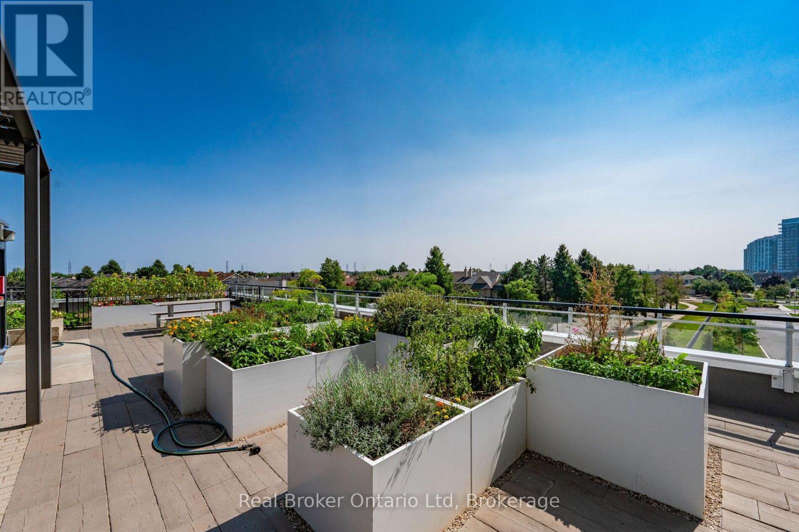 2104 - 2560 Eglinton Avenue W, Mississauga, Ontario  L5M 0Y3 - Photo 35 - W12976316