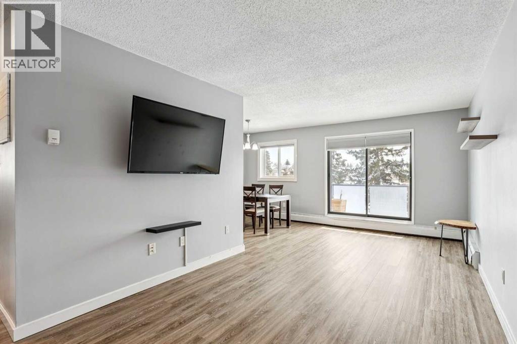 2202, 3115 51 Street Sw, Calgary, Alberta  T3E 6P4 - Photo 3 - A2297335