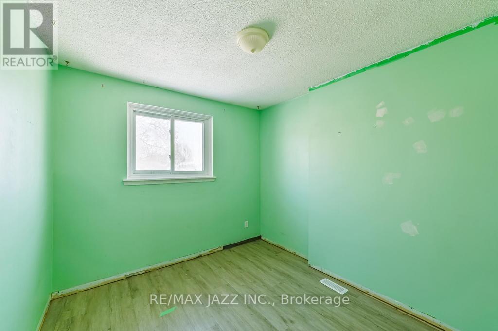 7 Loscombe Drive, Clarington, Ontario  L1C 3S8 - Photo 21 - E12976244