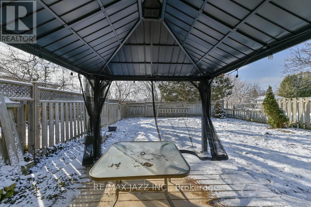 7 Loscombe Drive, Clarington, Ontario  L1C 3S8 - Photo 25 - E12976244