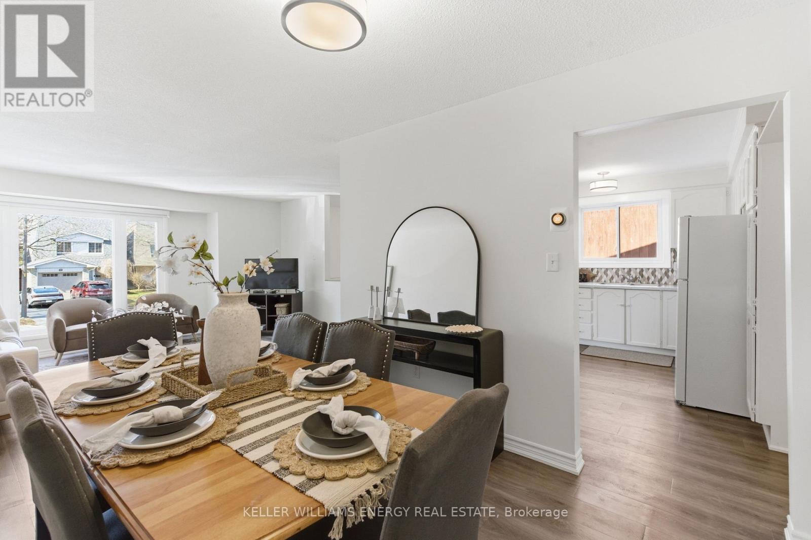 58 Muir Crescent, Whitby, Ontario L1P 1B6 - Photo 11 - E12976374