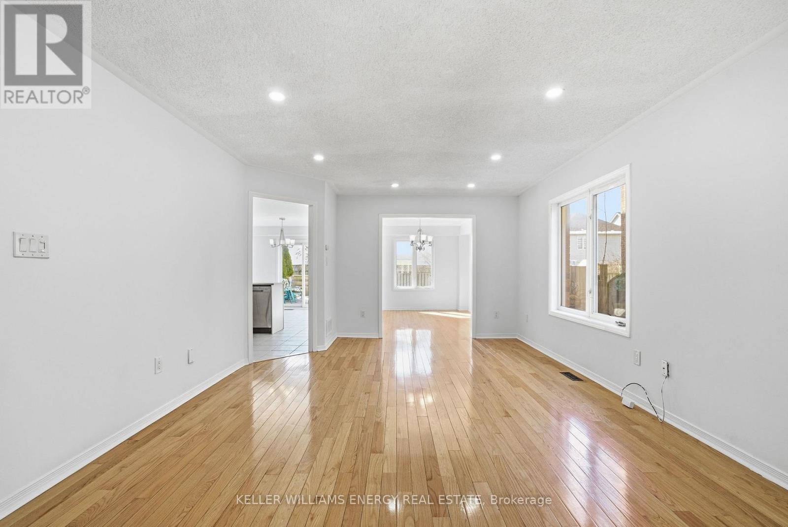 158 Madden Place, Clarington, Ontario  L1C 5K4 - Photo 14 - E12976386